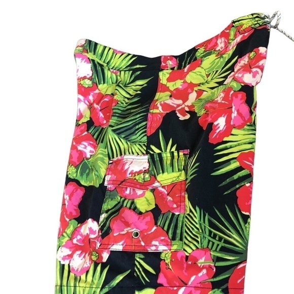J. Crew Mens 9" Stretch Eco Board Short Sz. 33” Hibiscus Floral Print - Picture 3 of 7